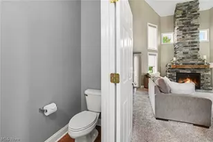 11780 Ascot Ln, Chagrin Falls, OH 44023 - Photo 9