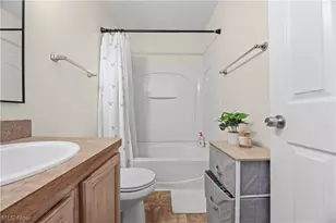 6103 Scovill Ave, Loveland, OH 44104 - Photo 29