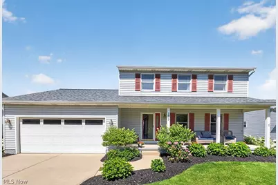 125 Queen Anne Circle, Elyria, OH 44035 - Photo 1