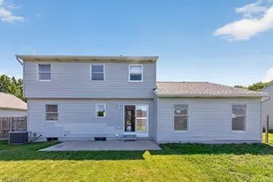 125 Queen Anne Cir, Elyria, OH 44035 - Photo 31