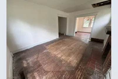 462 Watson Street, Akron, OH 44305 - Photo 5