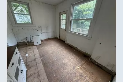 462 Watson Street, Akron, OH 44305 - Photo 7
