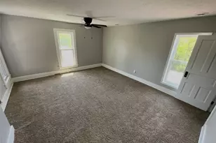 1554 Wheeling Ave, Zanesville, OH 43701 - Photo 9