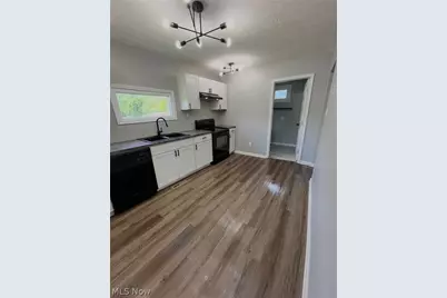 1554 Wheeling Avenue, Zanesville, OH 43701 - Photo 11