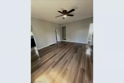 1554 Wheeling Avenue, Zanesville, OH 43701 - Photo 13