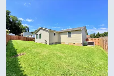 613 McKenna Drive, Williamstown, WV 26187 - Photo 3