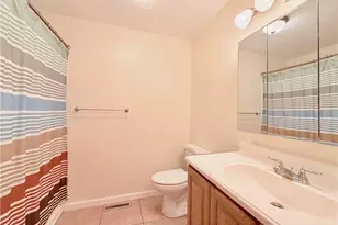 613 McKenna Dr, Williamstown, WV 26187 - Photo 11