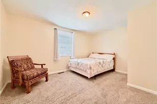 613 McKenna Dr, Williamstown, WV 26187 - Photo 17