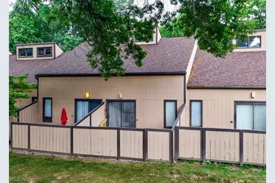 622 James Avenue, Cuyahoga Falls, OH 44221 - Photo 33