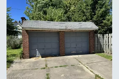 19205 Arrowhead Avenue, Loveland, OH 44119 - Photo 5