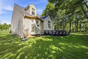 116 Woodbridge Crossing, Chardon, OH 44024 - Photo 11