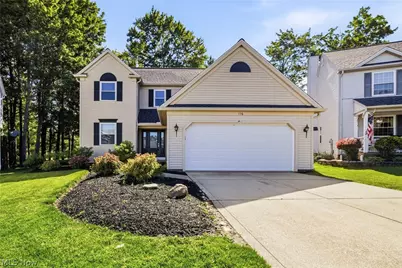 116 Woodbridge Crossing, Chardon, OH 44024 - Photo 5
