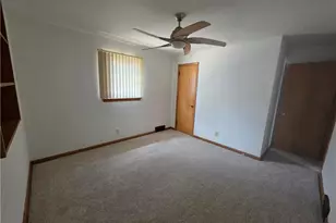 510 W Maplewood Ave, Struthers, OH 44471 - Photo 5