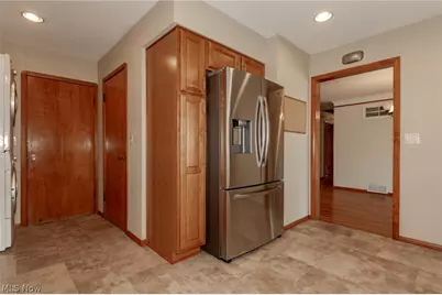 31435 Bayridge Boulevard, Willowick, OH 44095 - Photo 11