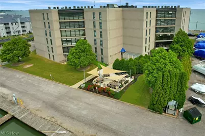 711 W Lakeshore Drive #203, Port Clinton, OH 43452 - Photo 35