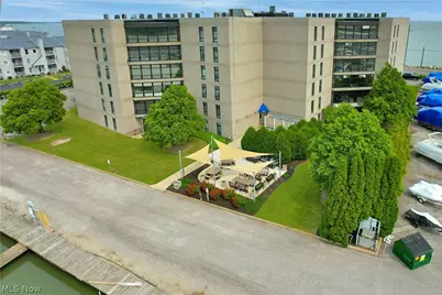 711 W Lakeshore Drive #203, Port Clinton, OH 43452 - Photo 37