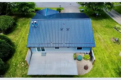 424 Garner Drive, Mogadore, OH 44260 - Photo 9