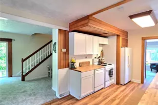 398 N Chillicothe Rd, Aurora, OH 44202 - Photo 7