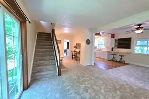 398 N Chillicothe Rd, Aurora, OH 44202 - Photo 5