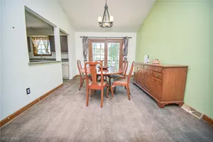 816 Bennett Dr, Elyria, OH 44035 - Photo 9
