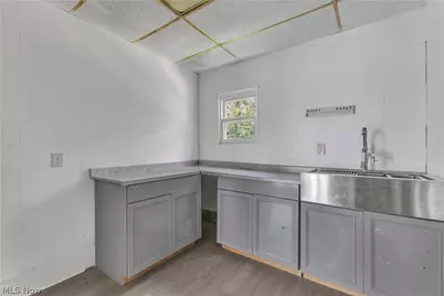 983 E 141st Street, Loveland, OH 44110 - Photo 15