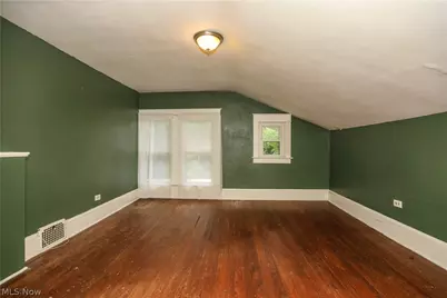 1104 N Howard Street, Akron, OH 44310 - Photo 25