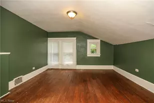 1104 N Howard St, Akron, OH 44310 - Photo 25