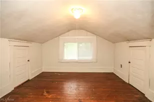 1104 N Howard St, Akron, OH 44310 - Photo 29