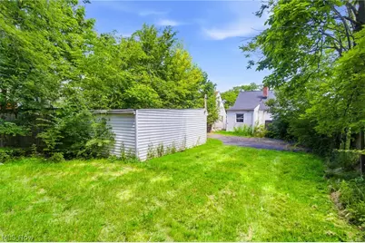 13120 Crennell Avenue, Loveland, OH 44105 - Photo 5