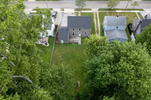 746 E Highland Ave, Ravenna, OH 44266 - Photo 9
