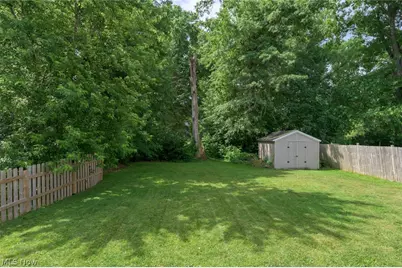 746 E Highland Avenue, Ravenna, OH 44266 - Photo 11