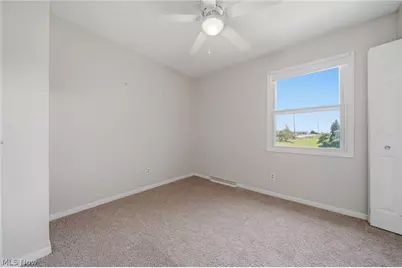 824 S Chillicothe Road #2, Aurora, OH 44202 - Photo 17