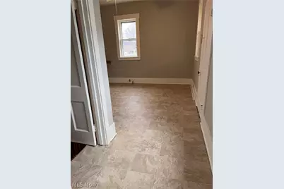 105 N Philadelphia Street, Freeport, OH 43973 - Photo 7