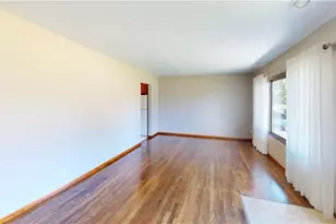 3960 Marie Dr, Brunswick, OH 44212 - Photo 5