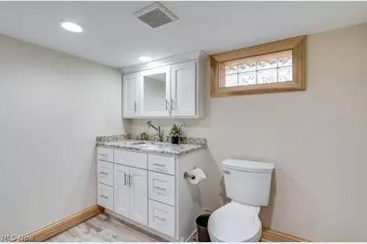 301 Avis Avenue NW, Massillon, OH 44646 - Photo 21