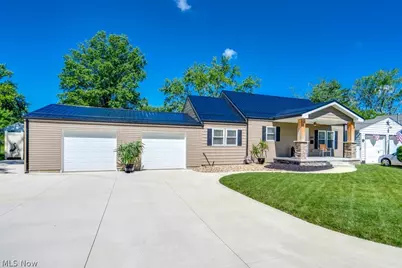 301 Avis Avenue NW, Massillon, OH 44646 - Photo 33