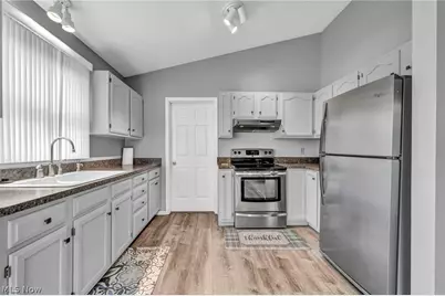 37057 N Doovy Street, Avon, OH 44011 - Photo 17