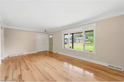 2411 Sucrose Drive, Green, OH 44312 - Photo 15