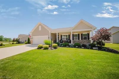 34633 N Legends Way, Grafton, OH 44044 - Photo 3