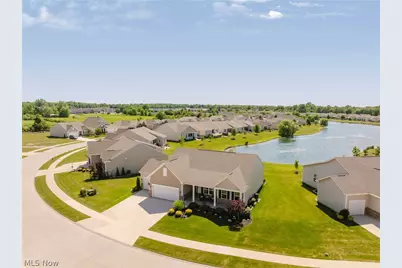 34633 N Legends Way, Grafton, OH 44044 - Photo 39