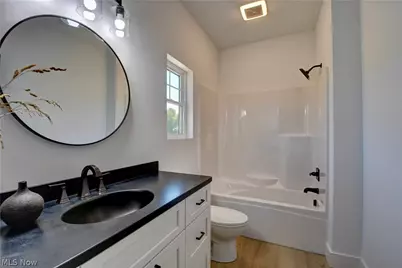821 SW Miller Avenue, Sugarcreek, OH 44681 - Photo 19