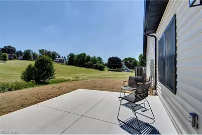 821 SW Miller Avenue, Sugarcreek, OH 44681 - Photo 23