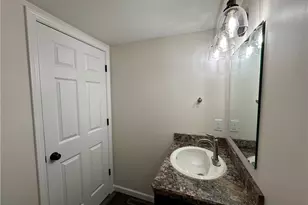 371 Sexton St, Struthers, OH 44471 - Photo 9