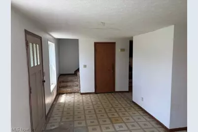2610 E South Range, New Springfield, OH 44443 - Photo 5