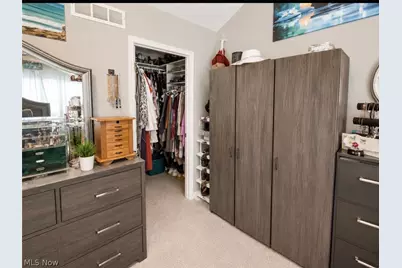 17619 Wildwood Lane, Loveland, OH 44119 - Photo 25