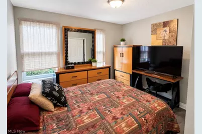 17619 Wildwood Lane, Loveland, OH 44119 - Photo 19