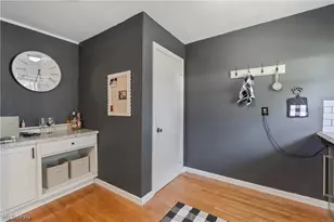 209 Grove Ave, Cuyahoga Falls, OH 44221 - Photo 7