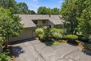 483 Concord Downs Ln, Aurora, OH 44202 - Photo 1