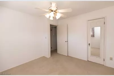 520 Ironwood Court, Elyria, OH 44035 - Photo 29