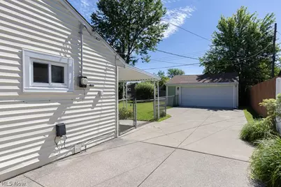 520 Ironwood Court, Elyria, OH 44035 - Photo 37